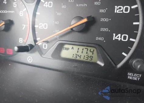 2001 Honda Accord 2.3 Lx from USA, damaged, VIN 1HGCG66531A017371